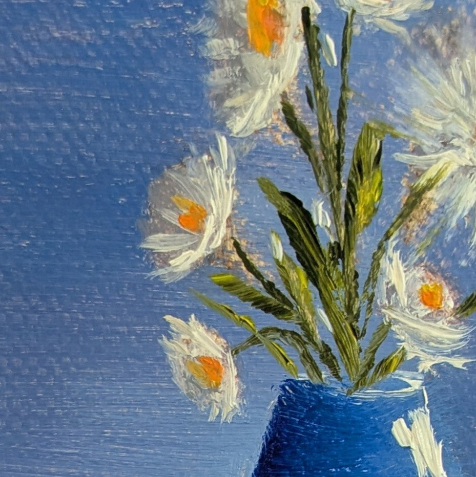 Original oil painting of daisies, cheerful white flowers in a simple floral still life by Marta Stolarska